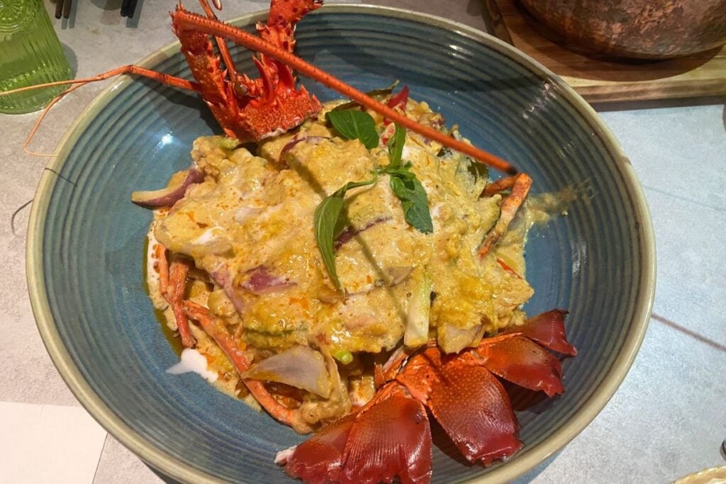 Mue Mue curry lobster