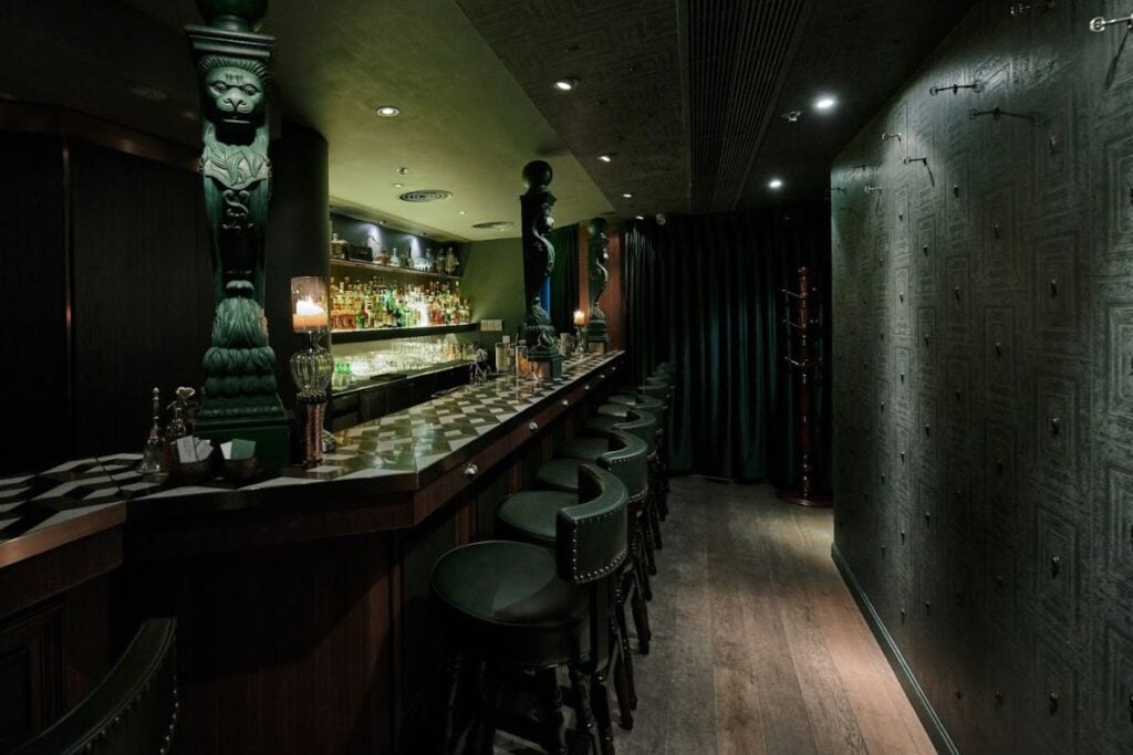 21 best bars in Central, Hong Kong