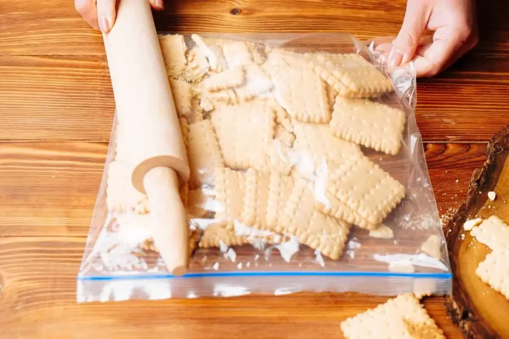 Ingredients for no-bake pumpkin cheesecake